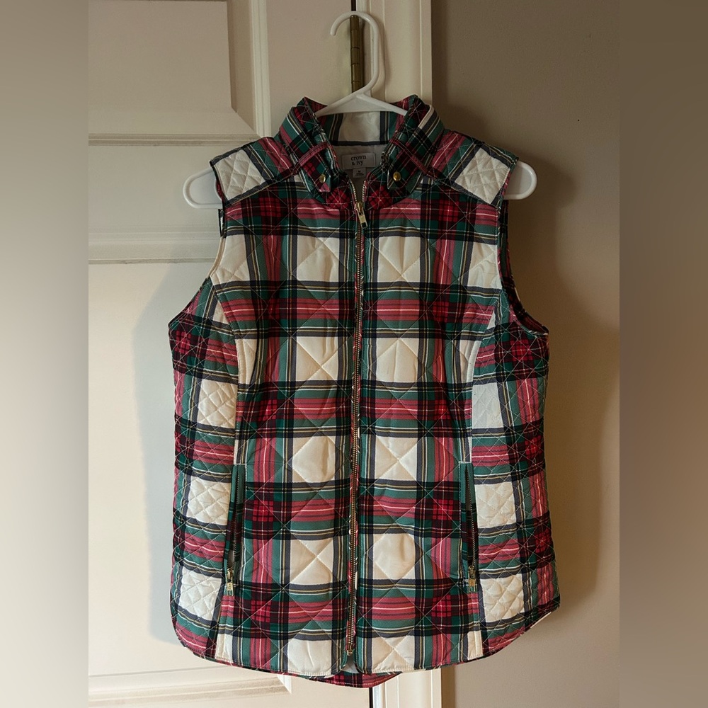 Crown & Ivy Tartan Quilted Vest